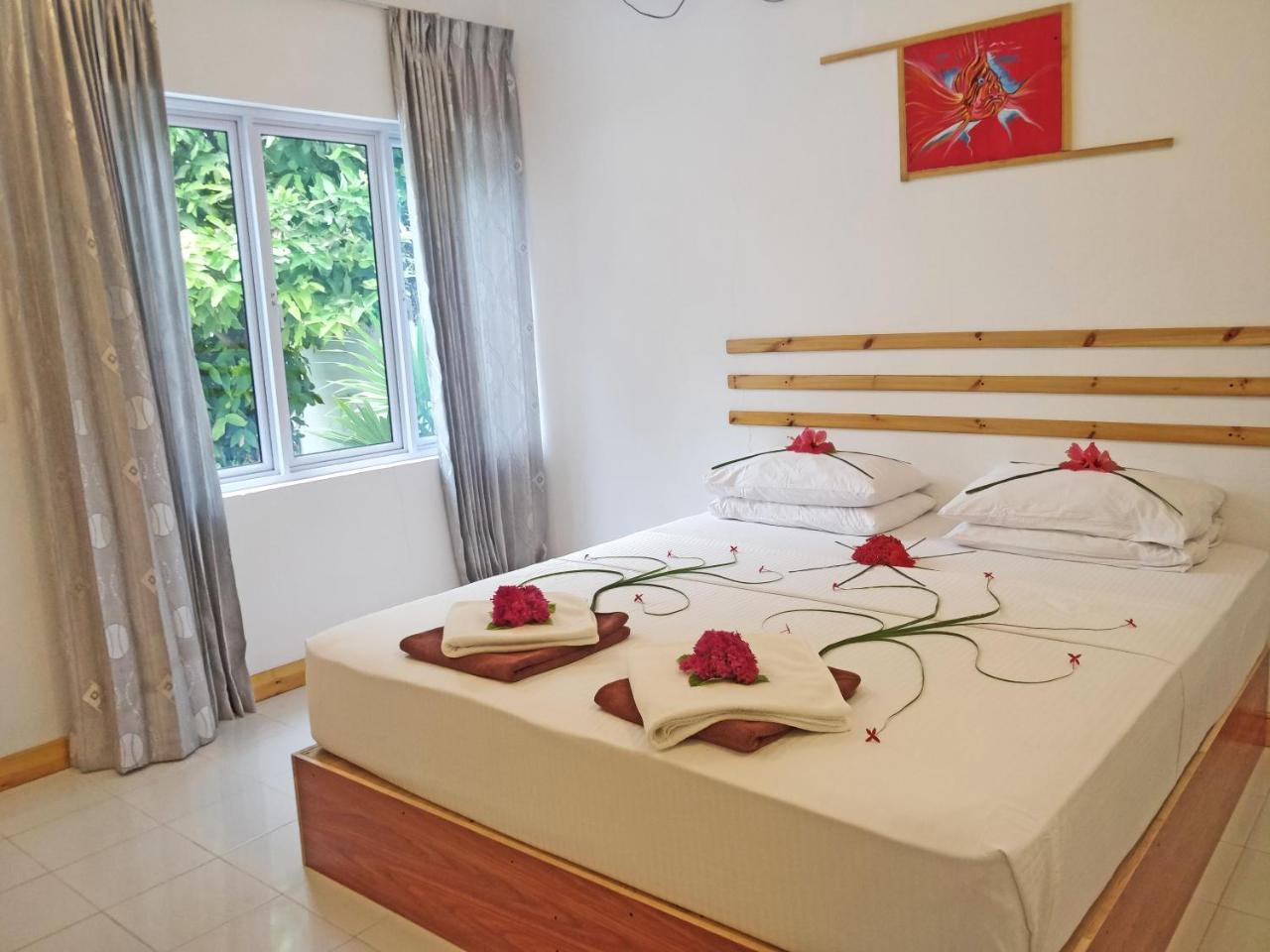 Relax Lodge Thoddoo Bagian luar foto